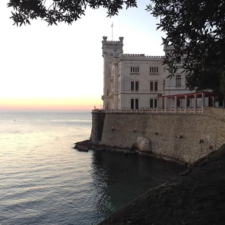 Apartament Campanelle 54 *